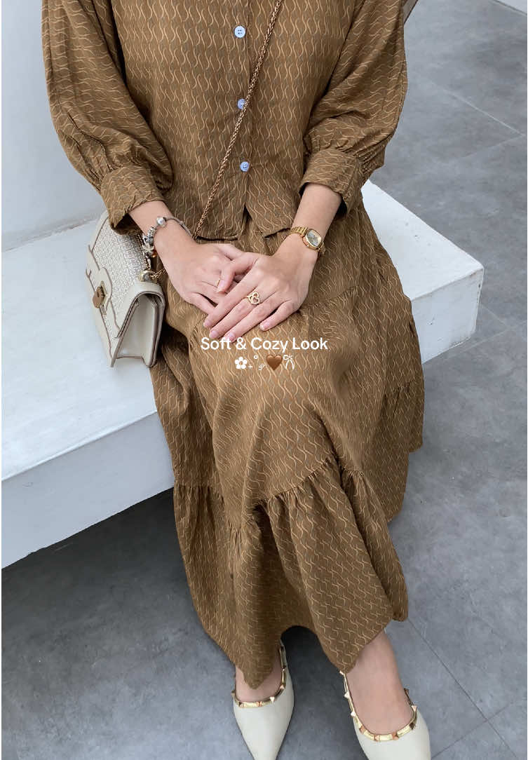 pencinta one set merapat outfit ini bukan cuma cantik tapi jg nyaman dipadukan dengan mules bikin tampilan makin stand out💫#outfitinspo #OOTD #mixandmatchclothes 