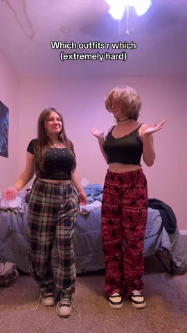 Soo ? #fyp #friends #whichoutfitiswhich #happy #guess 
