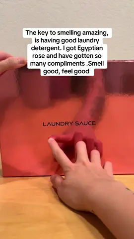 Best smelling detergent on earth #laundry #laundrytok #laundryhack #laundrysauce #perfume 