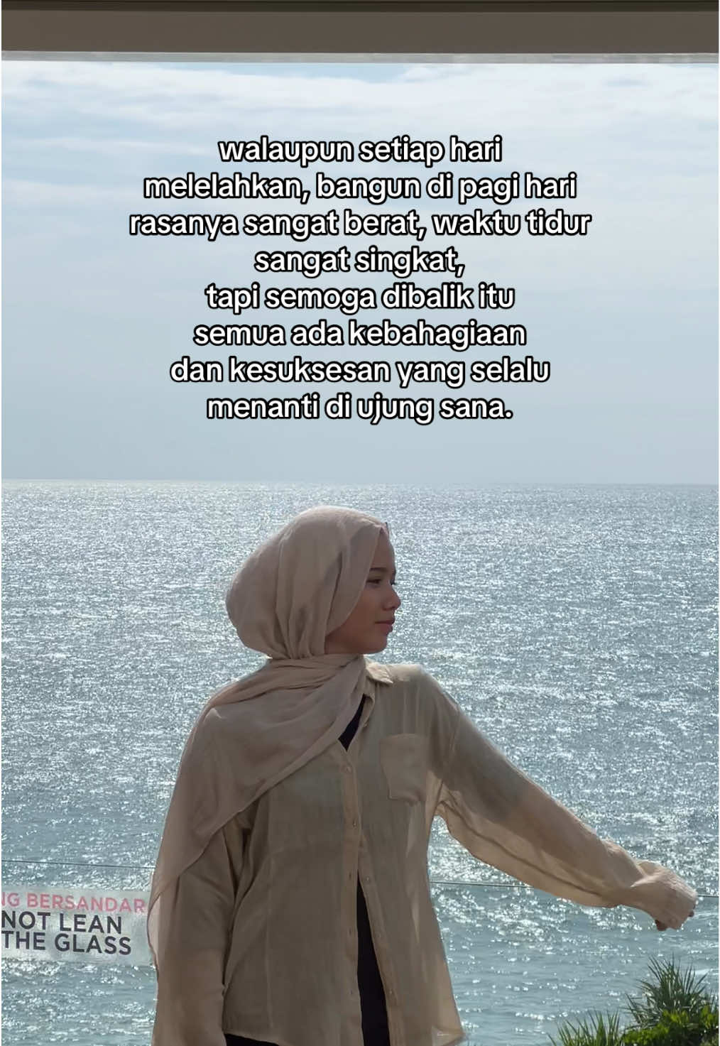walaupun setiap hari melelahkan, bangun di pagi hari rasanya sangat berat, waktu tidur sangat singkat, tapi semoga dibalik itu semua ada kebahagiaan dan kesuksesan yang selalu menanti di ujung sana. #fyp 