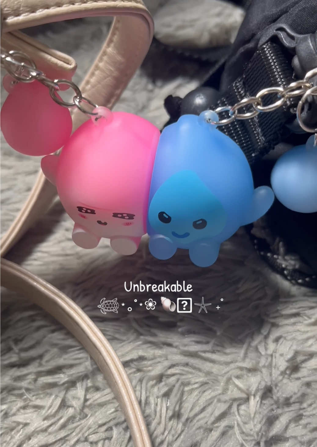 Rekomendasi couple keychain lucu  #couple  #bagcharm #keyring # #gantungankunci #rekomendasi #inspo #2025 𓆉⋆｡˚⋆❀ 🐚🫧𓇼 ˖°   #gajiansale #promoguncang88   