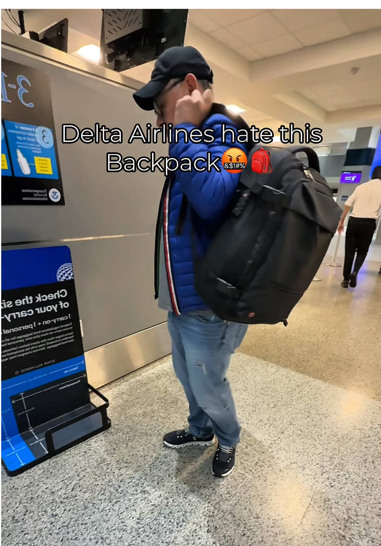 Airlines hate this backpack🤬 #travelhacks #vacationmode #travelbags #travel2025 