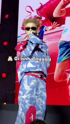 “Ơi Anh Đâyyy” một cái ta nói xĩu cái đùng 😭😭😭 #RHYDER #OMORHYDER #omophaodailamban #omoconcert #FLASHiuRHYDER