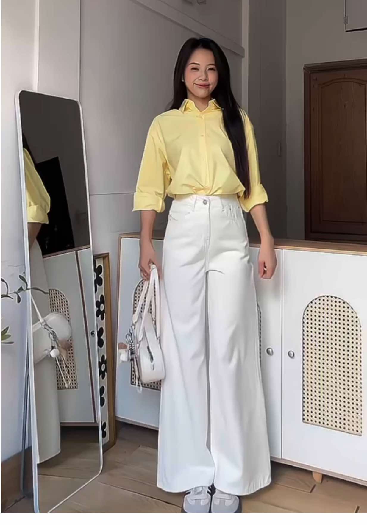 Sơ mi form rộng basic màu vàng xinhh nữa íii #1m68review #the19club #somiformrong #somi #somivang #sominu 