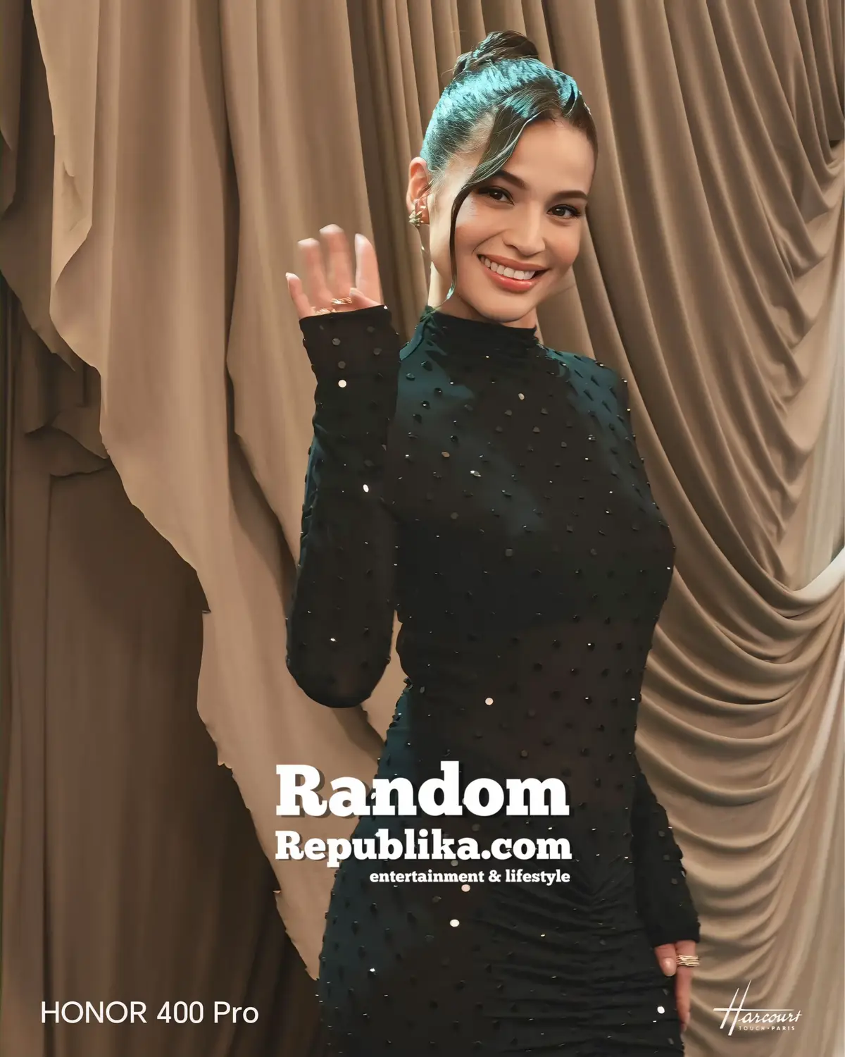 [SWIPE] #RandomSnapsAtTheGMAGala using the #HONOR400Pro5G ✨ Spotted: #ItsShowtime host and #ItsOkaytoNotBeOkayPH lead actress #AnneCurtis  #YourAlPhone #200MPUltraClearAlCamera #HONORxPEBAatGMAGala #GMAGala2025