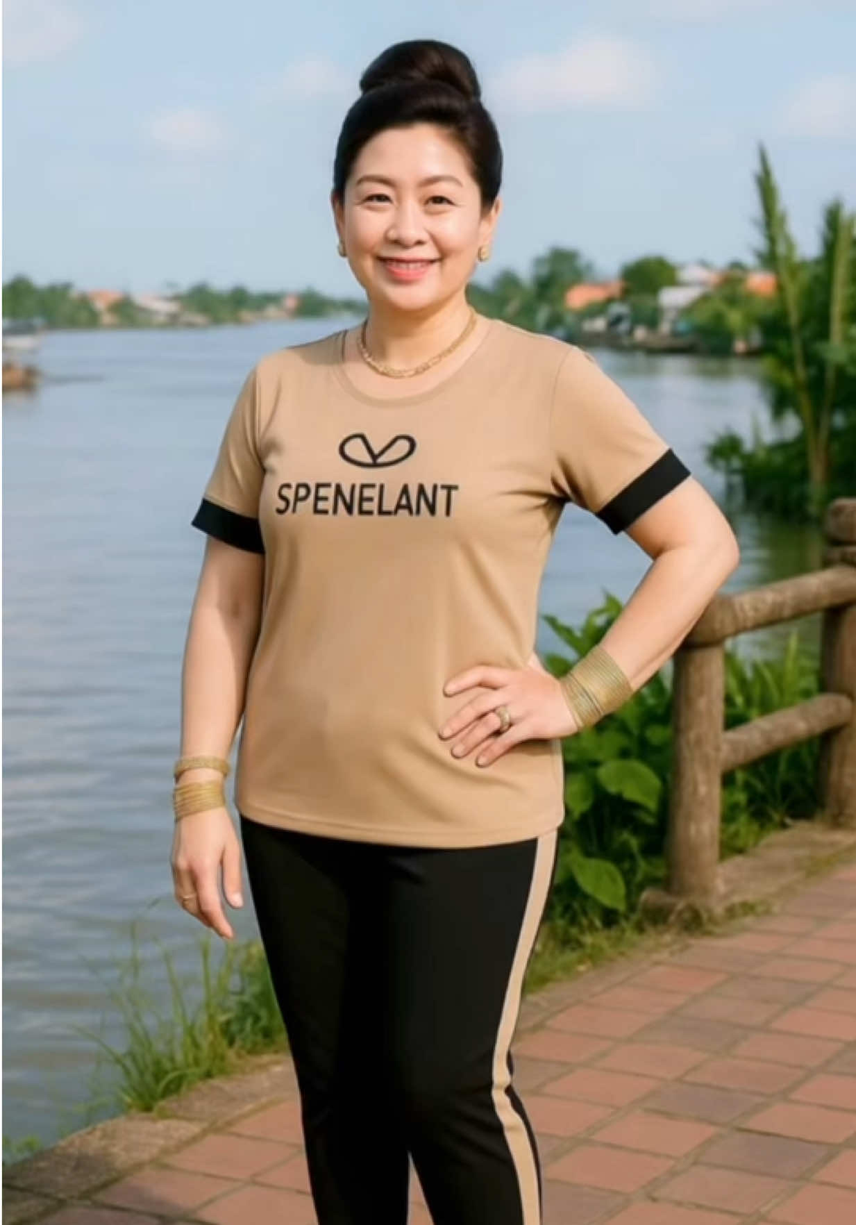 món quà nhỏ trao trọn yêu thương lớn!#babeomacdep #thoitrangnu #botrungnien #thoitrangtrungnien #xuhuong 