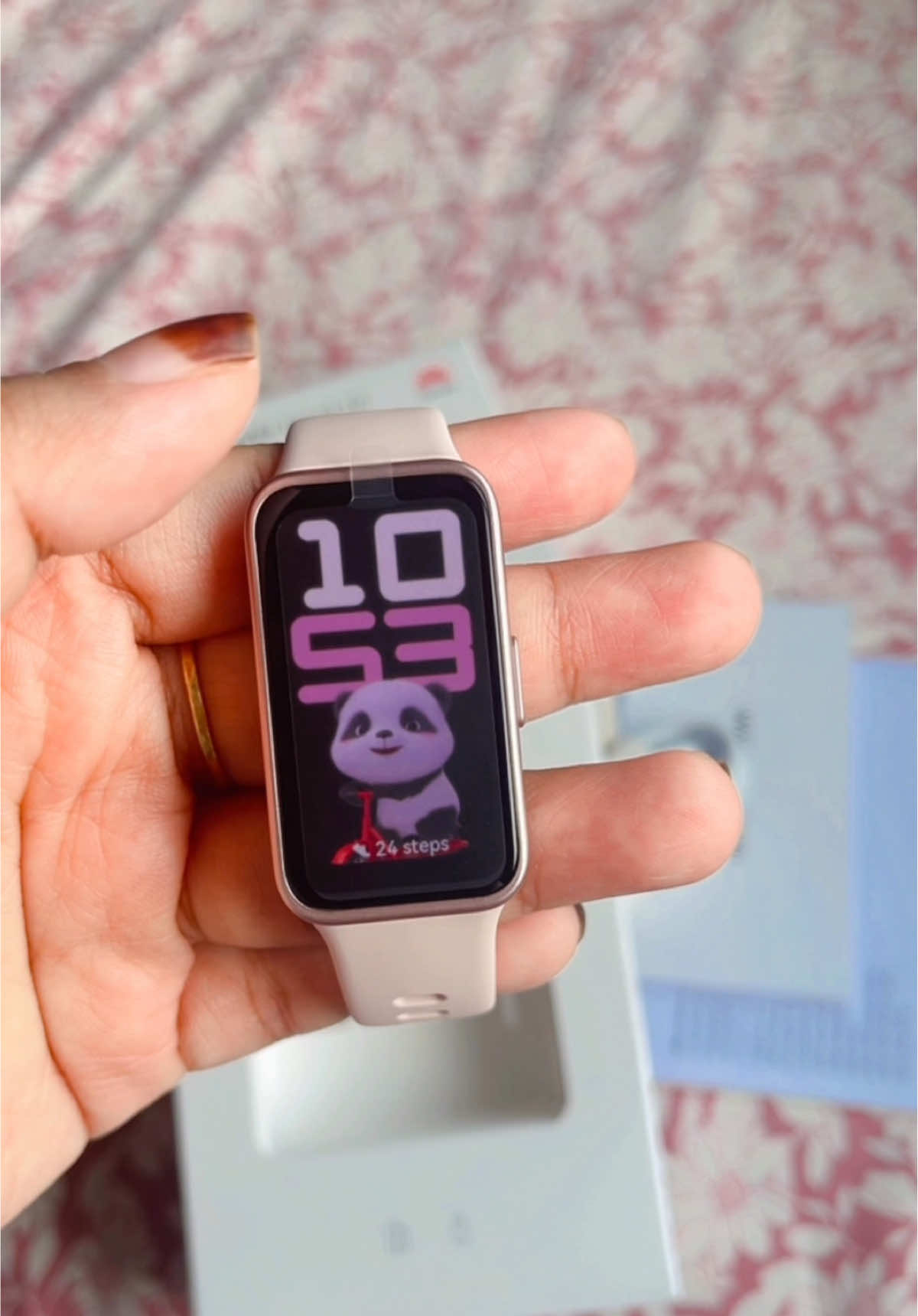 HUAWEI BAND 10⌚️🩷 #smartwatch #Fitness #huaweiband10 #huawei #sportmode 