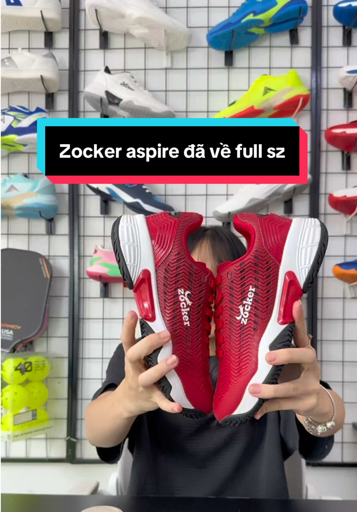 Giày pickleball Zocker aspire đã về full sz rồi ạ. Màu đỏ hiếm giờ đã cks hàng ae lựa luôn nha #zockeraspire #zockeaspirechinhhang #giaypickleball #giaypickleballnam #giayzocker #giaypickzocker #zocker 
