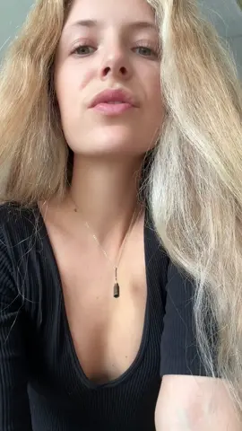 Bist du verzweifelt? aww das tut mir aber leid 😁 #fypシ゚viral #fypシ #mistress #chastitycage #dommymommy #domme #femdomtok #keyholder