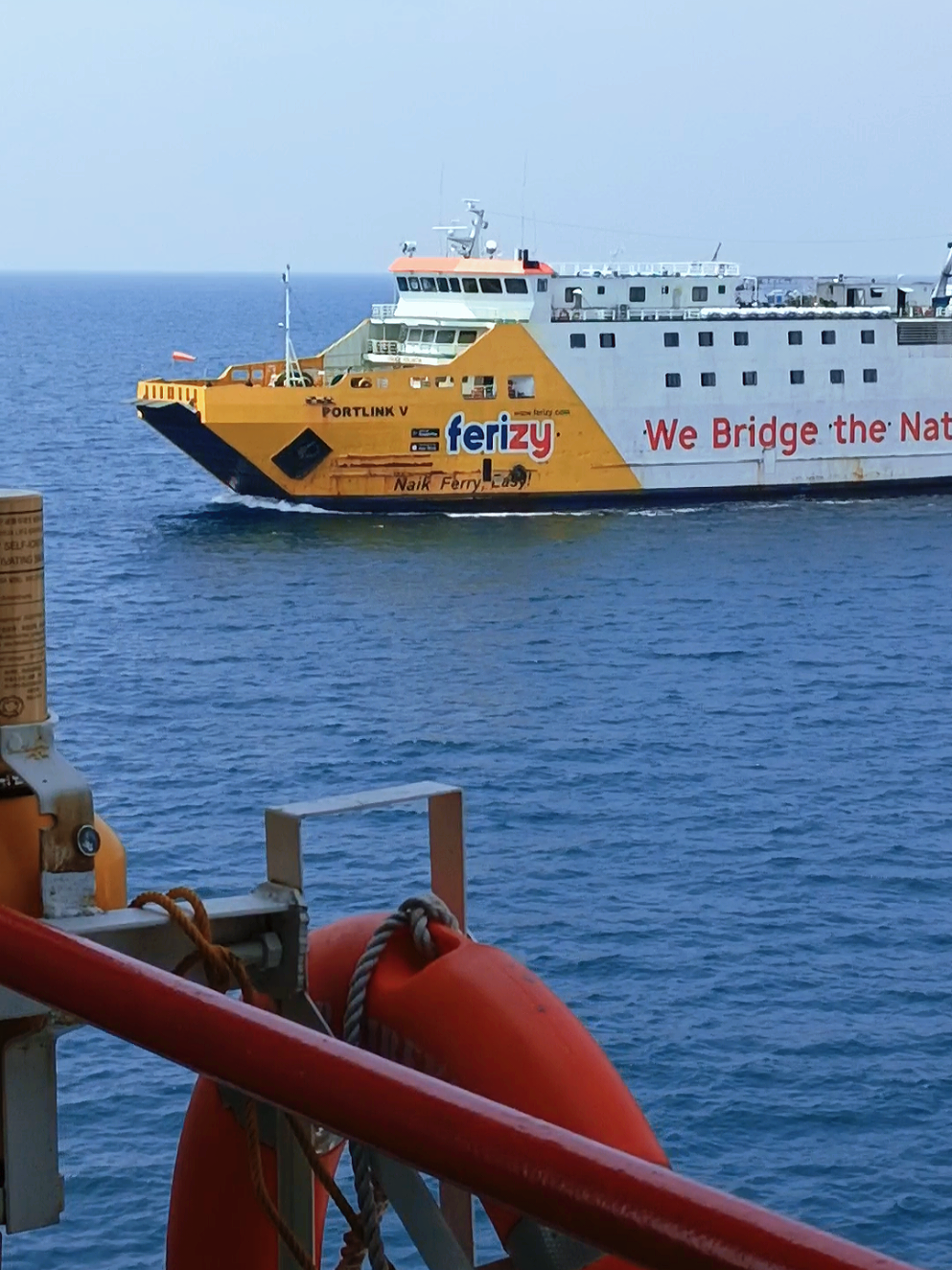 Satu set permisi lambung kirinya Portlink V & Kumala ☺ #kmpeirene  #kapalferryselatsunda #kapalferrymerakbakauheni #kapalferrycepat #kapalferryindonesia #kapalferry #kapal #pelabuhanexecutivebakauheni #pelabuhanexecutivemerak #pelabuhanbakauheni #pelabuhanmerak #pelabuhanmerakbakauheni 