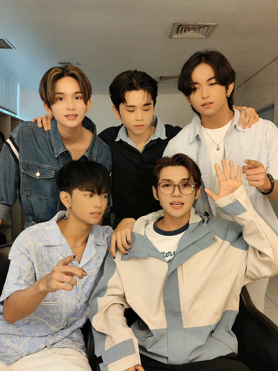 Abangan ang @hori7onofficial mamaya sa #FamilyFeudPH ! #540NaFamilyFeudNa #MoreTawaMoreSaya 