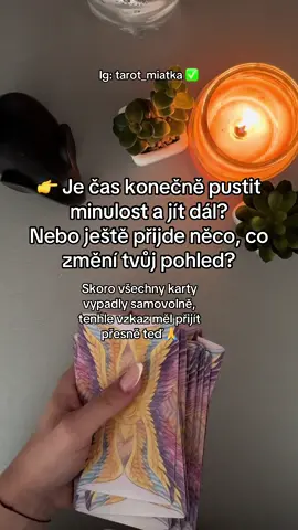 To, co odchází, odchází proto, aby mohlo přijít něco, co bude víc v souladu s tím, kým ses opravdu stala. Už se nemusíš vracet tam, kde to bolelo. Máš povolení jít dál. Pro sebe 💖✨ #tarotcz #vykladkaret #intuitivnivzkaz #vzkazduse #duchovnicesta #vykladnatelo #osobnivzdaleni #duchovnirust #tarotovesdelstvi #vykladkartdnes #energievevztahu #odpoutejse #pusovzorce