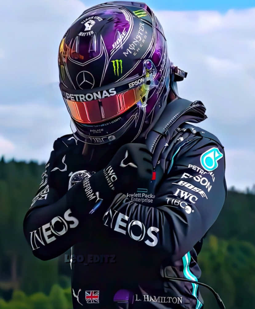 “It’s hammer time“ Lewis Hamilton x Mercedes interactive edit #F1 #blowthisup #lewishamilton #mercedesf1 #hammertime #interactiveedit #fyp 