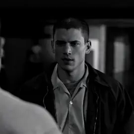 مامن فرق . . #pb #prisonbreak #f #fyp #foryou #michaelscofield #lincoln #اكسبلور 