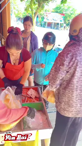 Giải mã vì sao BÁNH MÌ THÀNH CỔ lại hót đến vậy??? #yenbaitoiyeu  #xuhuong  #fyp  #ancungtiktok 