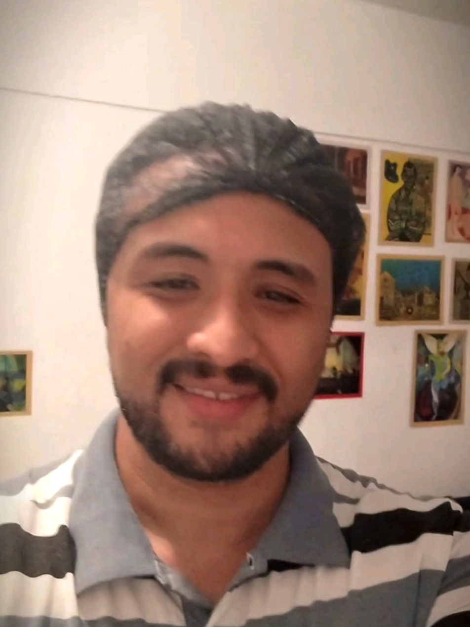 Quando a insônia chega de madrugada, não tem chá de camomila que resolva… só tem um jeito: terapia!  A famosa cozinhaterapia 😅 Porque cozinhar acalma a alma (e ainda rende uns salgadinhos de respeito)  #Cozinhoterapia #InsôniaCriativa #CozinharÉAmor #MadrugadaNaCozinha #SalgadosDaMadruga #AmorEmFormaDeComida #CozinharAcalma 