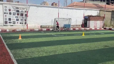 جزء من تمرين الاعب  محمد شحاته لاعب بلديه المحله 2009👌⏳