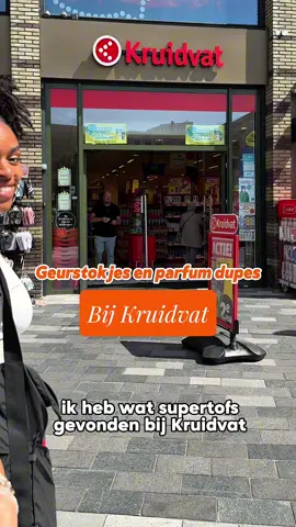 DUPE ALERT!🚨  Nu bij Kruidvat, geurstokjes en roomspray’s die ruiken naar luxe pafums🌹 #dupealert #parfumdupe #kruidvat 