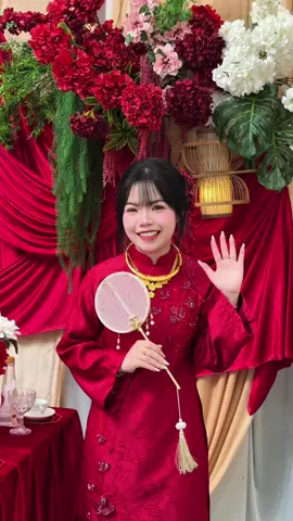 Cô dâu áo dài đỏ ngày lễ rước dâu. Cô Dâu Bích Vân - Thốt Nốt siêu dễ thương #Rosamakeupartist #Makeupcantho #viraltiktok #codauxinh #codauxinhdep #xuhuong #fypシ゚ #codaumientay #codau #layoutaodai #65cantho #codauaodaitrang #makeuptinh #cantho #makeupcodau 