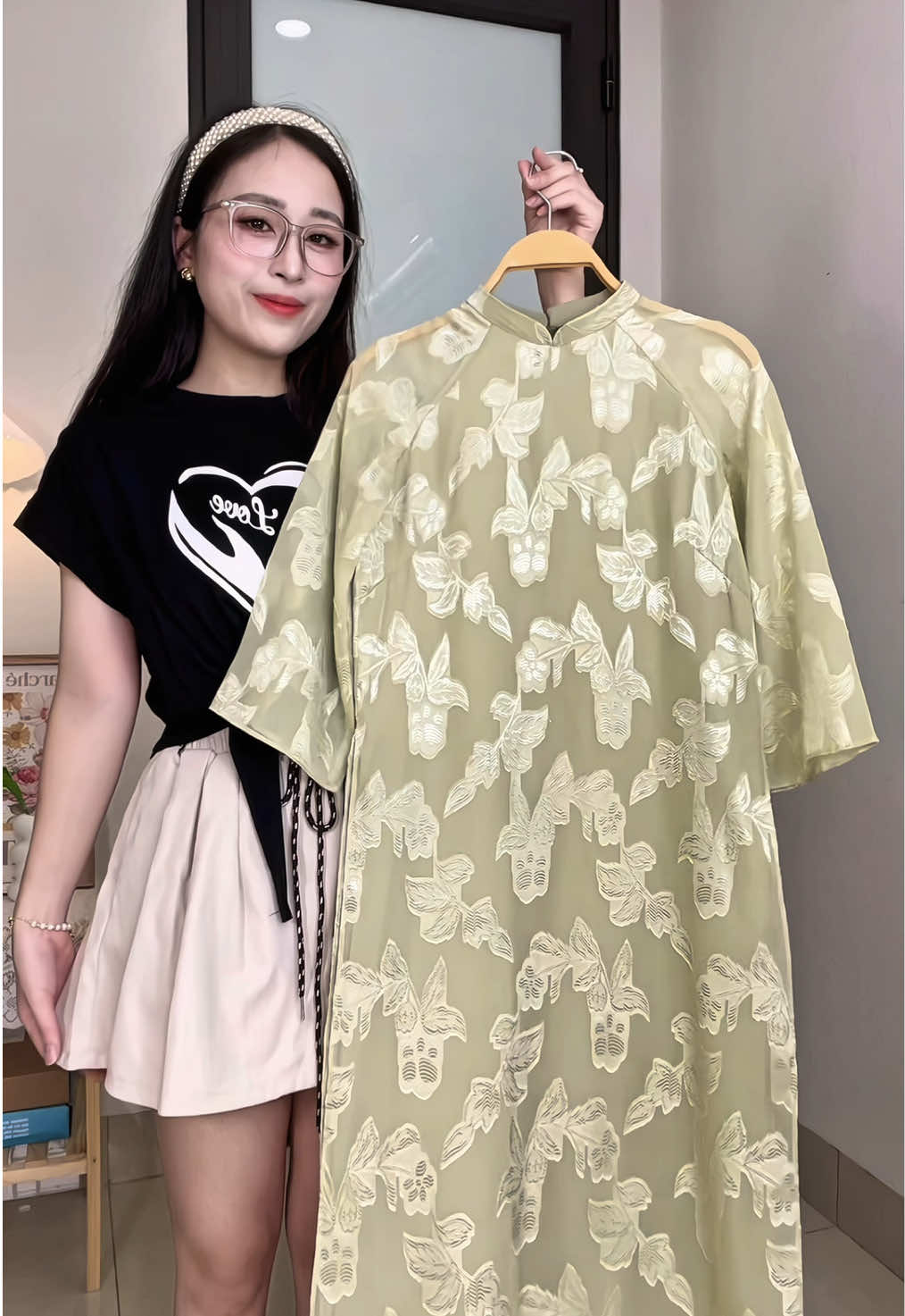 Trả lời @Em Sâu Review Áo dài nhà Mây này xinh lắm ạ Áo dài nhà Mây này xinh ghê #ngocanhdo #thoitrangnu #reviewthoitrang #trangphuctruyenthong #aodai #trangphucaodai #aodaicachtan  @NGỌC ÁNH ĐỖ 