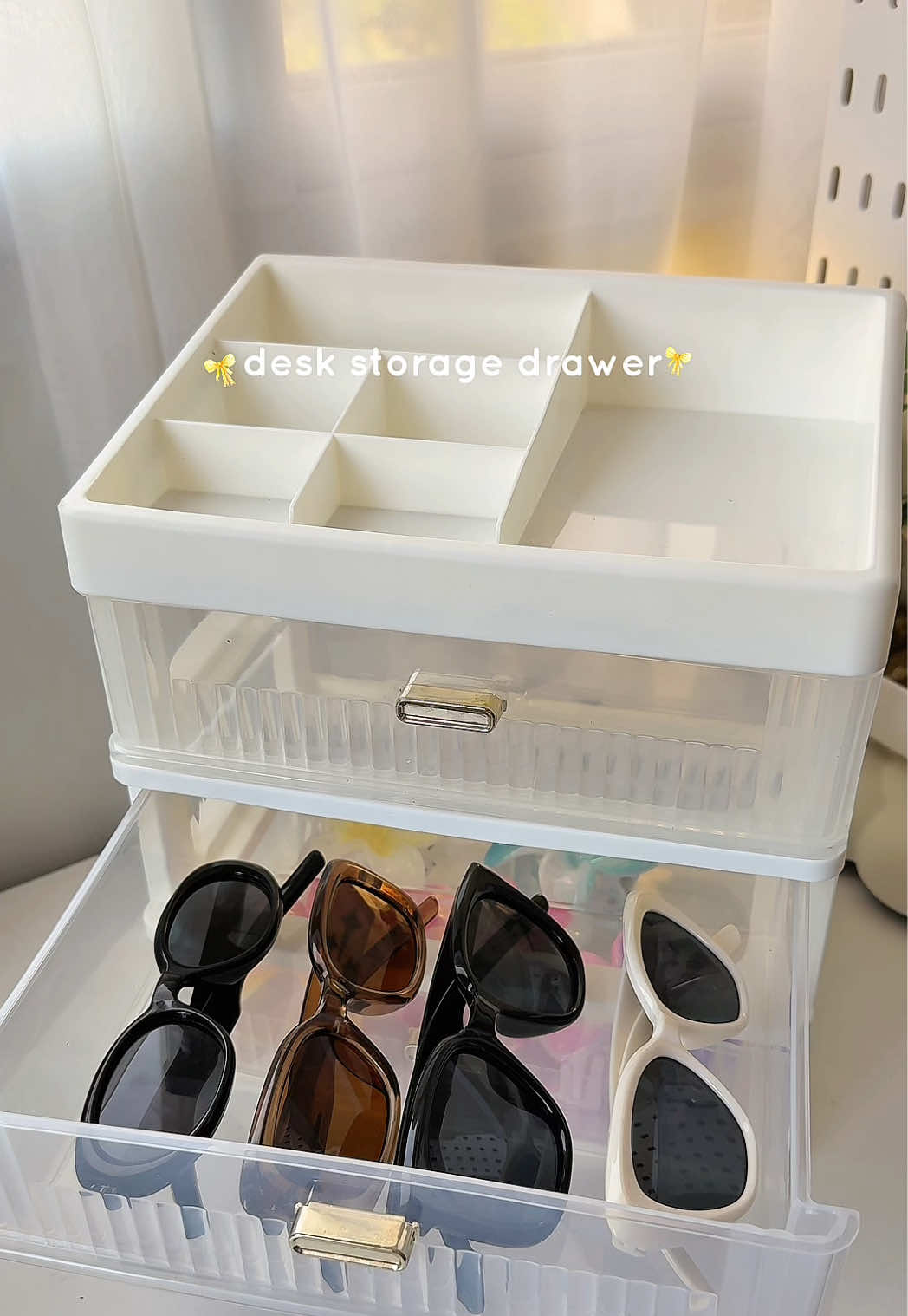 stay organized and clean with your desk storage drawer! ✨✨ #minidrawer #organizer #deskstorage #storageorganizer #miniorganizer #ministorage #deskdecor 