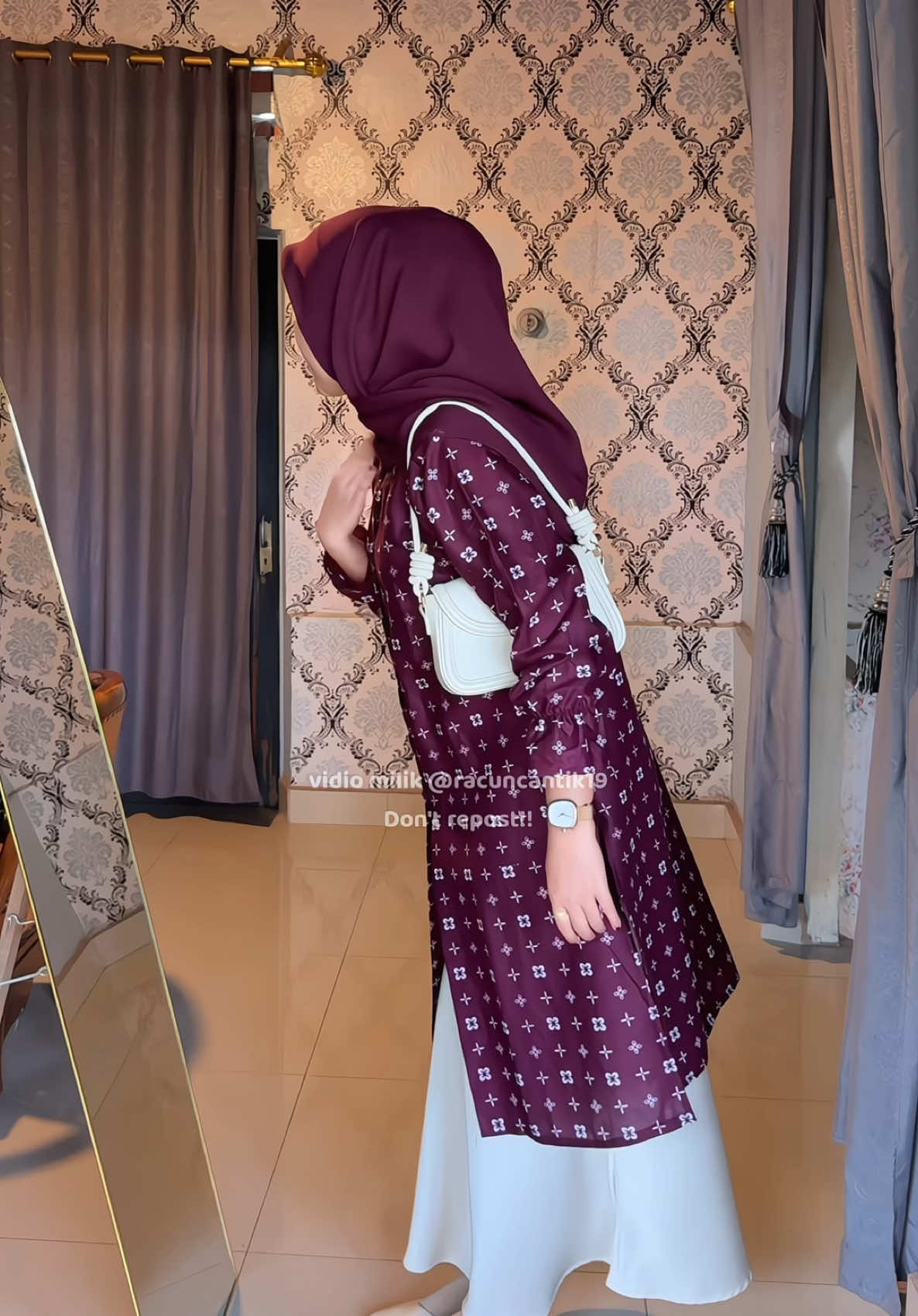 baju batiknya gemes banget🤏🏻#outfitideas #fitcheck #OOTD 