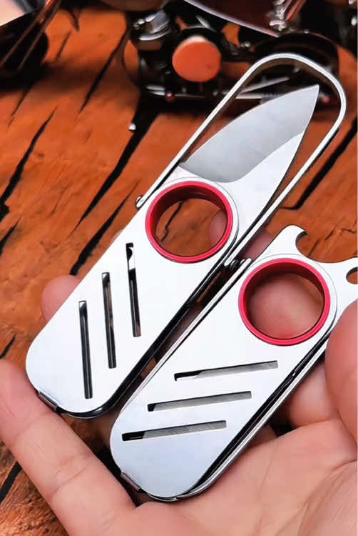 Do you want one?#fyp #knife #blade #ringknife #hakatoy #multitool #edc 