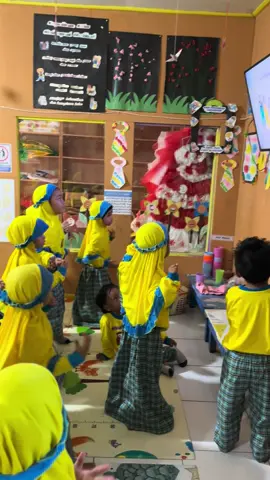 🤣 guru paud jam terbangnya ngala2hin pilot ygy🤣 . . . . . . #gurupaud  #merdekabelajar  #paudceria😍😍😚😚  #merdekabelajar🇮🇩  #gurupaudindonesia 