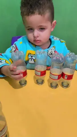 Trabalhar o equilíbrio na educação infantil é importante para o desenvolvimento motor, cognitivo e emocional.