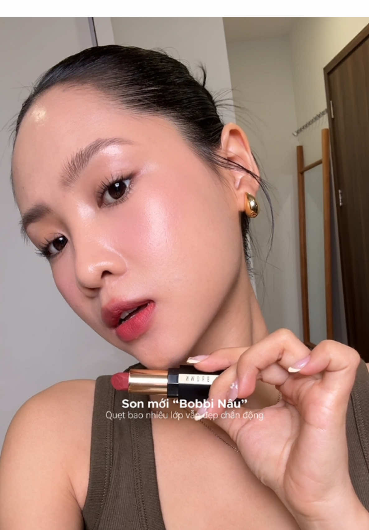Quẹt cỡ nào ẻm vẫn bơ vẫn mượt nha, mình đang dùng màu 04 #bobbibrown 