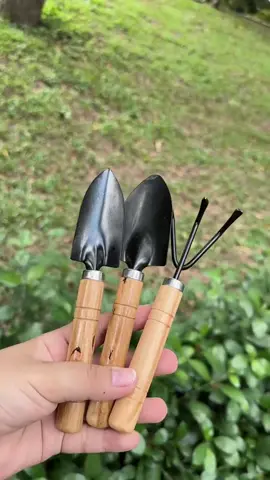 Nhỏ gọn tiện lợi lắm nha mấy anh chị#xuhuong #cuoclamvuon #cuocminicamtay #dungculamvuon 