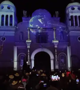 Piadosa Santísima Virgen de las Nieves, fuente de amor y bondad inagotable, hoy que iniciamos las celebraciones de tu magestuoso día todos tus hijos de esta bendita tierra Coracora, te rinden pleytecia con el corazón rebosante de felicidad, por que en tu regazo hallamos la paz que nuestras almas necesitan. Así sea. 