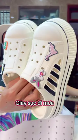 Đôi giày sục đẹp mà rẻ thế này mà ko mua nhanh là hết size đó ạ #manhgiay #manhbangiay #giaysuc #sucnu #giaydimua 