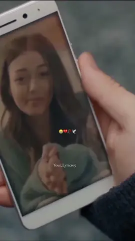 Ishq kar bethy ho 🥺💔🎧..! #foryoupage❤️❤️ #foryoupagéofficial #Urdupoetry #sad #brokenheart #grow #lyrics 