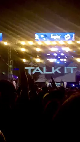 “jump” with whisnu santika🔥#soundsofdowntownsurabaya 