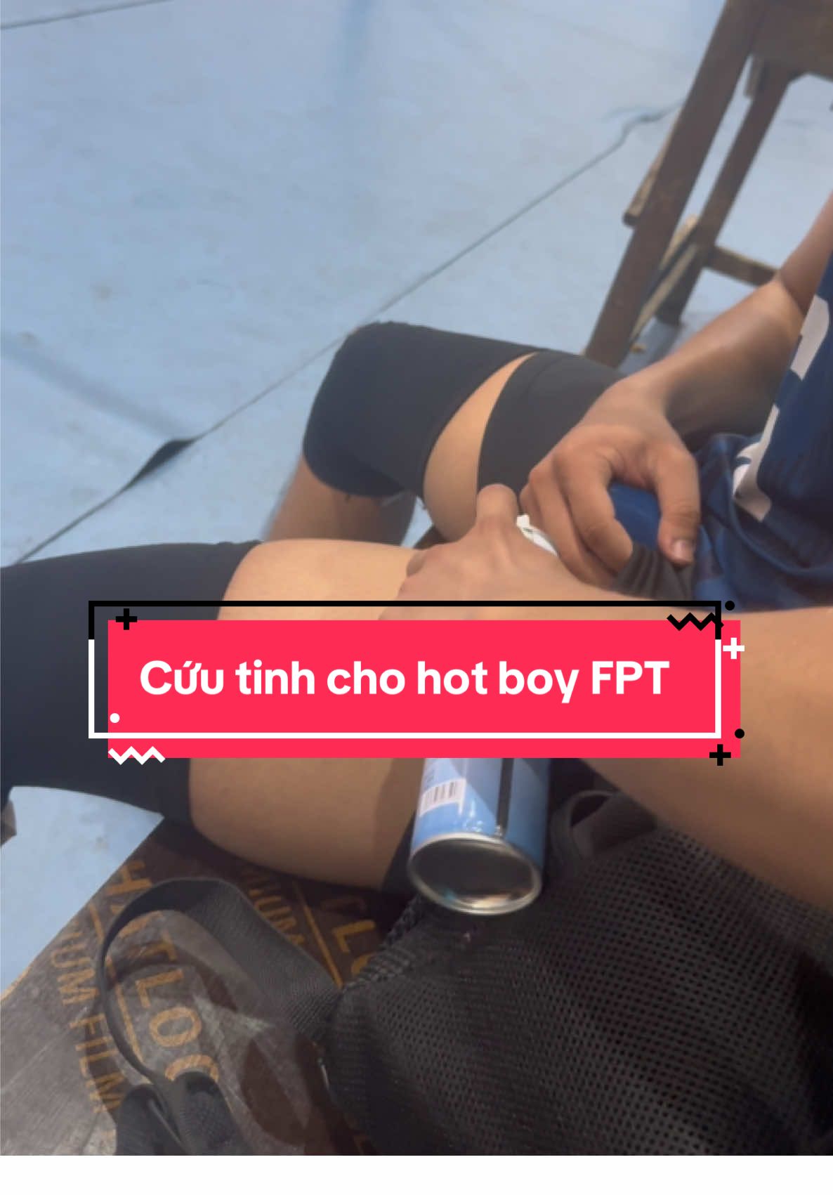 Cứu tinh giảm đau cấp tốc cho hot boy FPT #bongchuyen #volleyball #xitlanh #xitlanhgiamdau  
