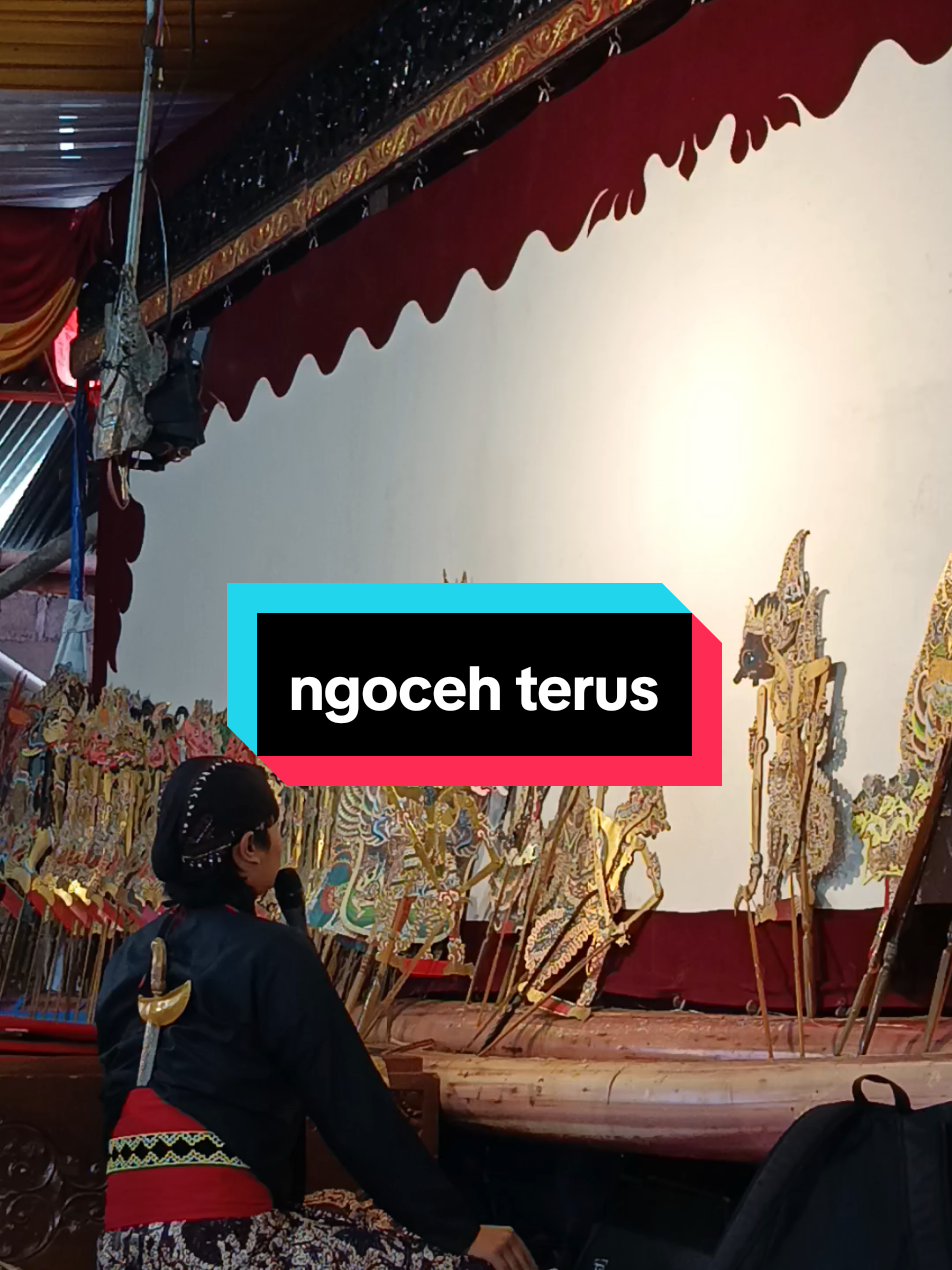 Sinau Lagon Pathet Nem Wetah Ngayojan🙏saran dan kritik dikolom komentar nggih,namung ajaran😁. . . . . . . . . #fyp #fyppppppppppppppppppppppp #foryoupage #fypage #wayang #wayangkulit #wayangjawa #gamelan #karawitan #karawitanjawa #budayajawa #budaya #kisutonohadisugito #kihadisugito #kisenonugroho #indonesia #yogyakarta #ngayogyakarta  #wonosobo #wonosobo24jam #wonosobo24jam 