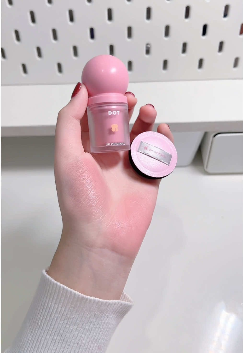 OH MY BLUSH DOT #บลัชหัวโต #ohmyblushdot ( ในคริปสี 12,13 🎀☁️ ) สองสีนี้ must have มากกก สวยมากก เนื้อครีมดี เกลี่ยง่ายติดผิวดี ☁️✨ #ohmyblush #บรัชออน #บรัช2p #2poriginal #fypシ゚ #foryoupage #บรัชออนสวย #บรัชออนสีสวยติดทน #ป้ายยาtiktok #รีวิวบรัช #รีวิว2p #รีวิวบิวตี้ #บลัชดอท2p @2P OFFICIAL 
