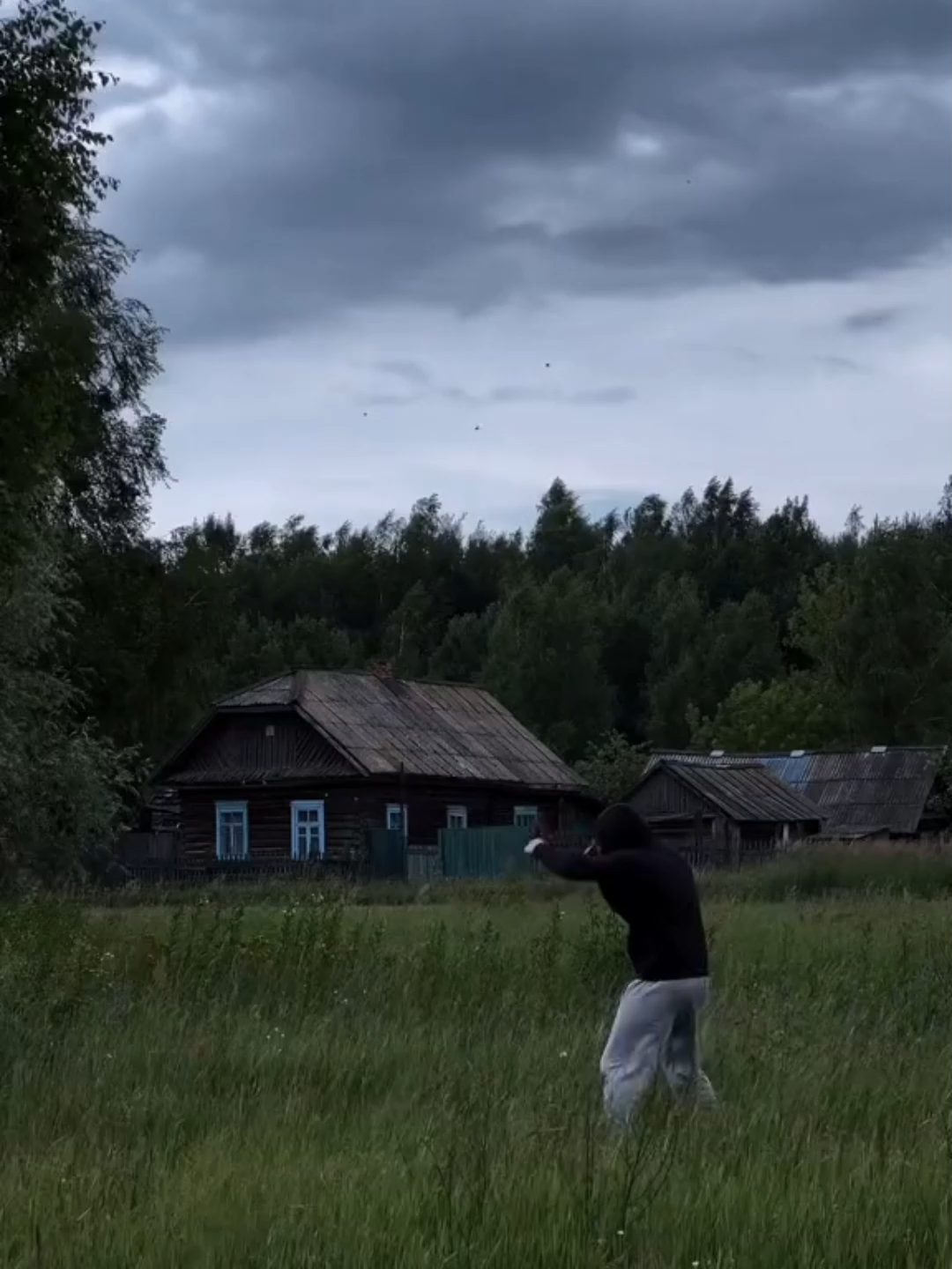 Mesmo no silêncio, Deus trabalha! 👇 Comente 