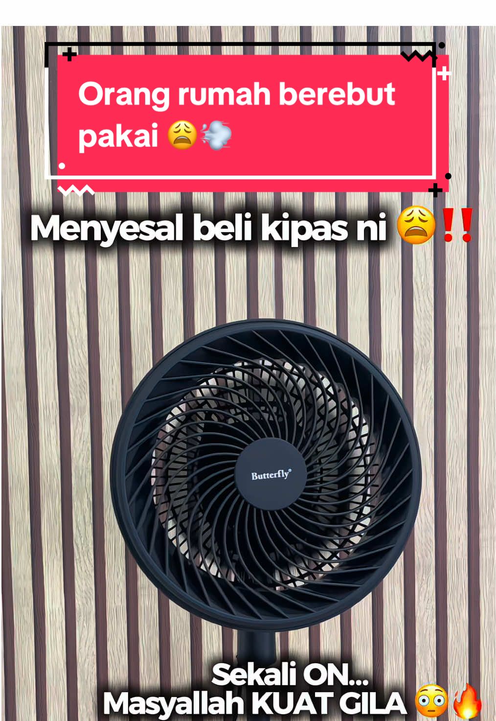 Baru ON 1 speed je… dah sejuk sngt🥶 Siapa tak suka kipas kuat, jangan beli 😏 KALAU NAK? BOLEH TEKAN BAG KUNING🟡🛒 #Butterflyfan #kipasminipower  #kipasangin #kipasmini #kipasanginportable #kipas #fyp #foryoupage 