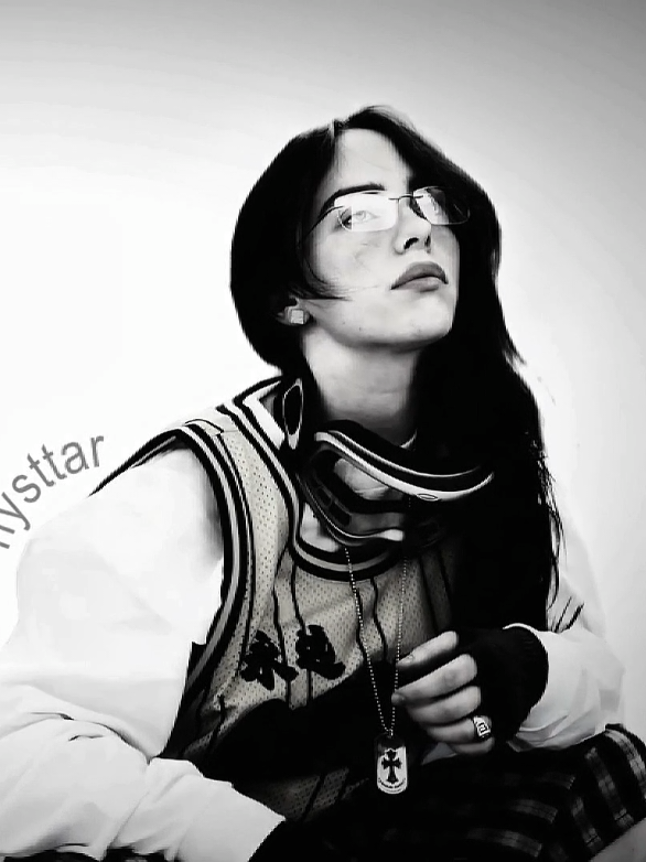 vai Billie Eilish★ #billieeilish #lunch #billieeilishfan #billieeilishedits  #song #lyricsvideo #viral 