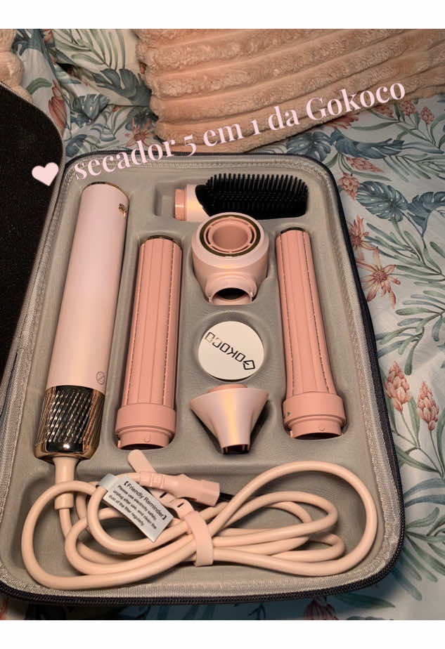 Uma das melhores compras que já fiz!!! Simplesmente LINDO e funciona maravilhosamente bem!!! Depois faço uma review usando ele 💖💖 quem quiser o link só comentar!!! #beleza #autocuidado #cabelosaudavel #cuidadoscomcabelo #escovasecadora #gocoko #shopee #fyp #foryou #fy #GlowUp #creatorsearchinsight 