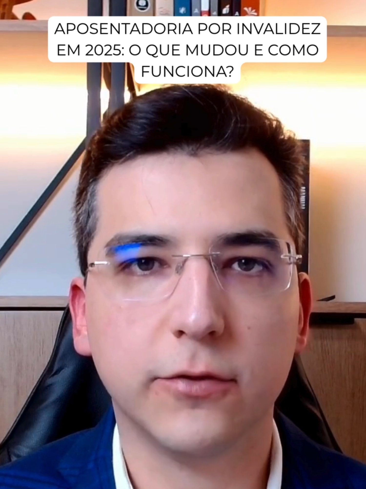 📌 APOSENTADORIA POR INVALIDEZ 2025: ENTENDA O NOVO CÁLCULO E SEUS DIREITOS!  Você sabia que após a Reforma da Previdência, a aposentadoria por invalidez — agora chamada de aposentadoria por incapacidade permanente — passou a ser calculada de forma que pode reduzir drasticamente o valor do benefício? 😱   Neste vídeo, o advogado previdenciário Willian Bagatini explica de forma clara e objetiva:  ✅ O que mudou na aposentadoria por invalidez em 2025  ✅ A diferença entre aposentadoria previdenciária e acidentária  ✅ Como funciona o novo cálculo do INSS (60% da média + 2% ao ano)  ✅ Quando você tem direito a 100% da média contributiva  ✅ Casos em que o benefício é menor do que o auxílio-doença  ✅ Como saber se seu benefício foi concedido errado e o que fazer   📣 Se você está aposentado por invalidez ou conhece alguém nessa situação, este vídeo é essencial. Pode estar recebendo menos do que realmente tem direito!   🔔 Siga-nos para não perder mais dicas sobre seus direitos previdenciários!   #aposentadoriaporinvalidez #aposentadoriainss #direitoprevidenciario #inss2025 #reformadaprevidencia #aposentadoriaporincapacidadepermanente