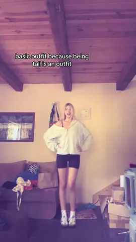 #tallgirl #tall #outfit #basic #basicoutfit 