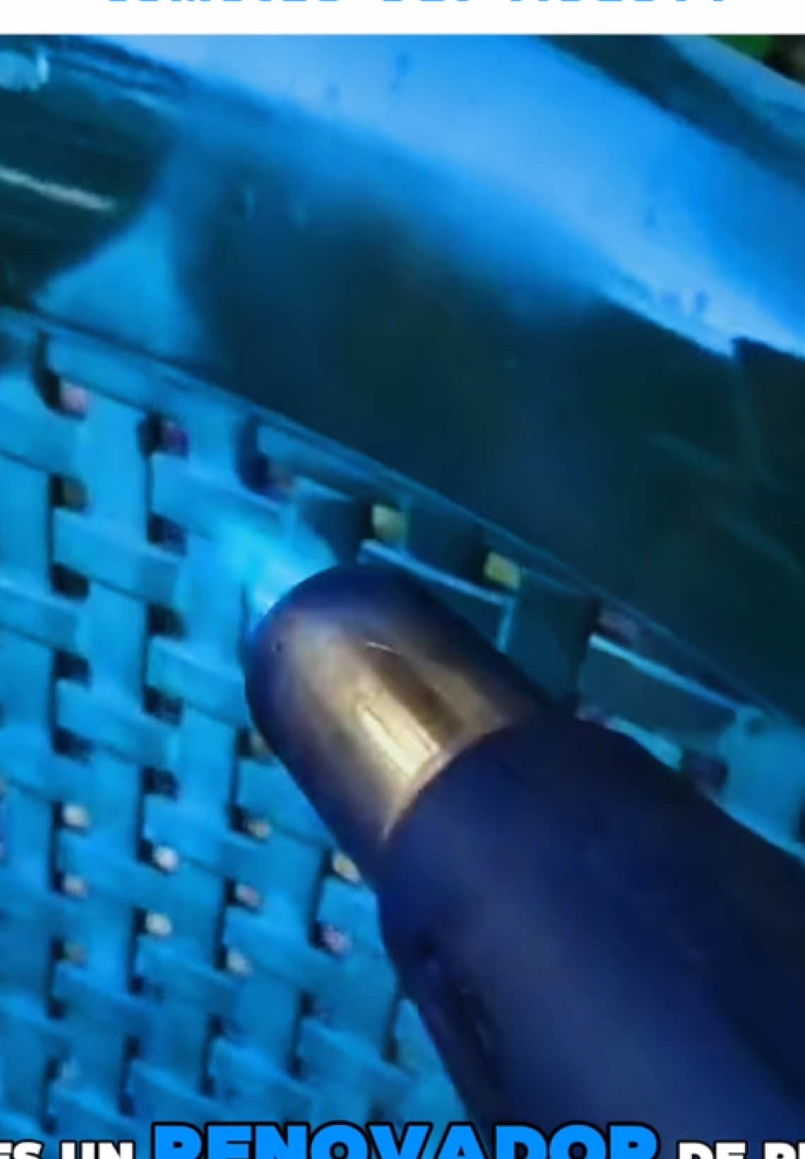 Protector base solvente así como un gran restaurador, abrillantadory rehidratante que evita la resequedad agrietamientos y endurecimiento de superficies de vinil,plásticos, hules, motores, llantas, maderas finas, formaicas meguiars#plastic #trim #ASMR #howto #DIY #automotive #detailer#detailing #ReflectYourPassion 