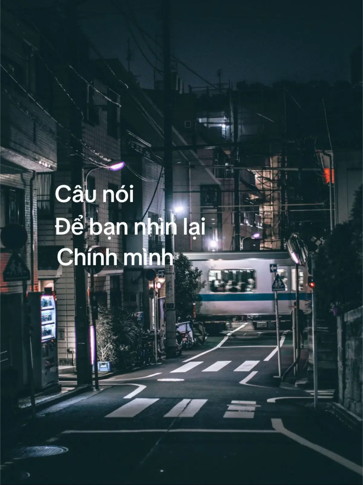 “Sự thật không sinh ra để làm ta hài lòng. Công bằng cũng chẳng phải để dành cho tất cả. Đời vốn vậy – càng truy cầu, càng lạc lối.”#xuhung #ngẫm #cuocsong 