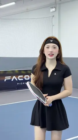 Váy thể thao nữ