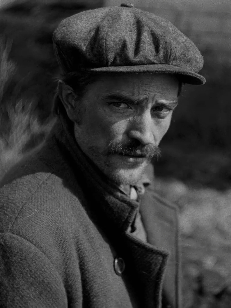 Peak Movie! #thelighthouse #thelighthouseedit #robertpattinson #robertpattinsonedit  #willemdafoe #willemdafoeedit #edits #fyp