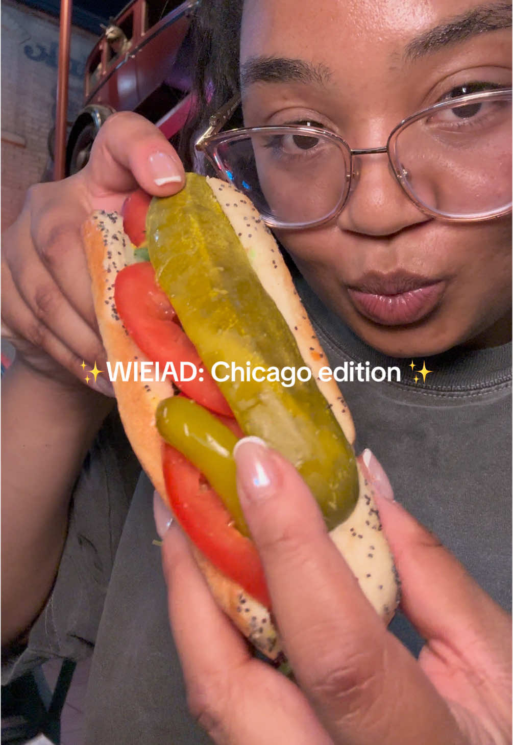 WIEIAD: While visiting Chicago for my first time! The food scene is so immaculate, I wish I could’ve stayed for longer 🥹 #WIEIAD #chicago #chicagoeats #chicagofood #chicagofoodie #fyp #fypシ゚viral #foryou #foryoupage #mukbang #mukbangeatingshow #food #Foodie #FoodTok #foodinspo #travelfood #travelfoodie 