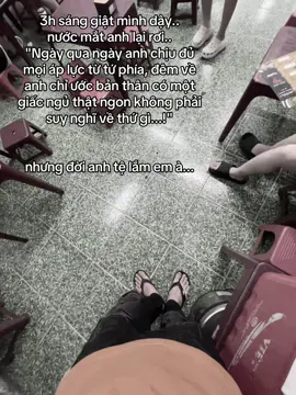 3h sáng giật mình dậy.. nước mắt anh lại rơi.. 